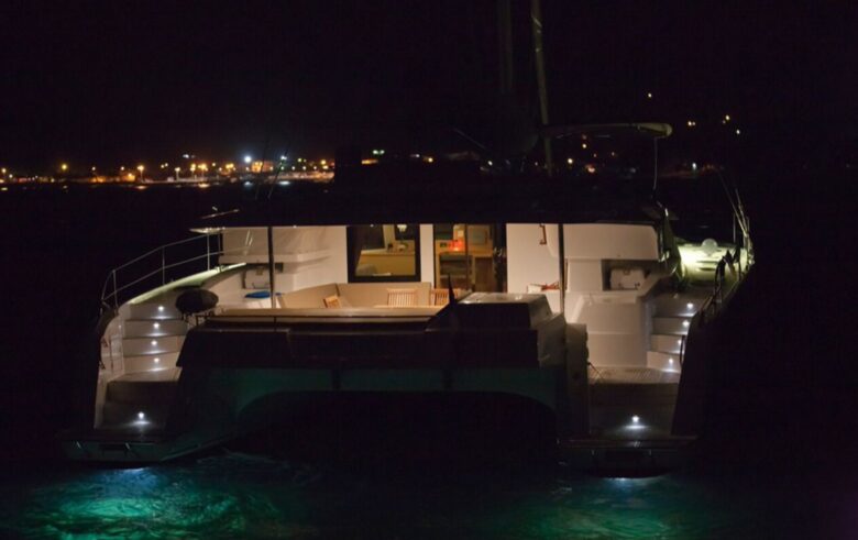 TradeWinds 59β 5-Cabin Crewed Catamaran Luxury Class β Guadeloupe Sailing Vacation - Guadeloupe, Guadeloupe