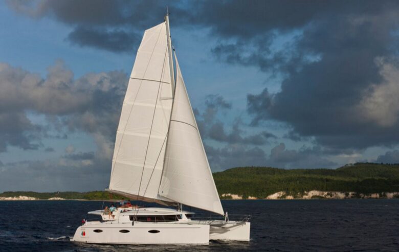 TradeWinds 59β 5-Cabin Crewed Catamaran Luxury Class β Guadeloupe Sailing Vacation - Guadeloupe, Guadeloupe