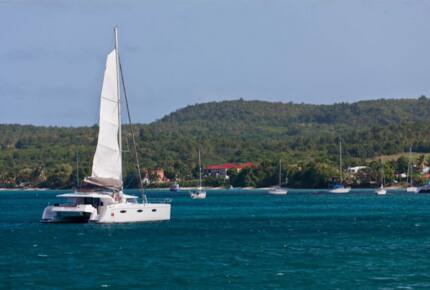 TradeWinds 59β 5-Cabin Crewed Catamaran Luxury Class β Guadeloupe Sailing Vacation - Guadeloupe, Guadeloupe