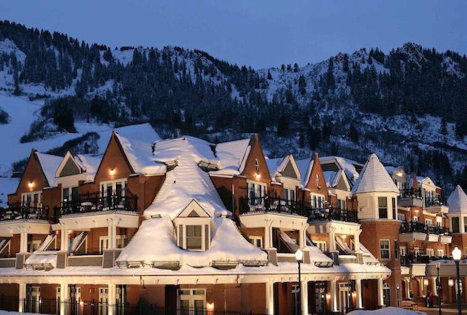 Hyatt Grand Aspen - 3 Bedroom Luxury Residence - Aspen, Colorado