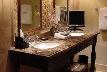 Hyatt Grand Aspen - 3 Bedroom Luxury Residence - Aspen, Colorado