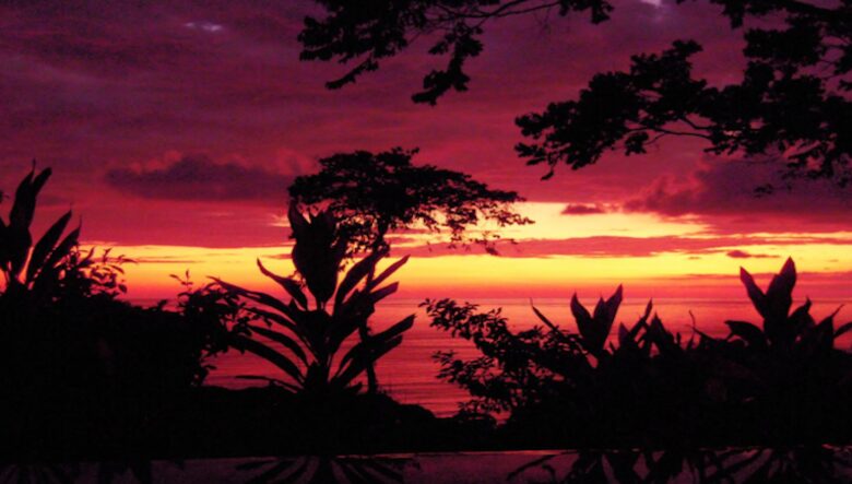 Casa Atardecer (Sunset House) - Dominicalito, Costa Rica