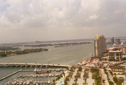 Miami Beach Yacht Club Penthouse - Miami Beach, Florida