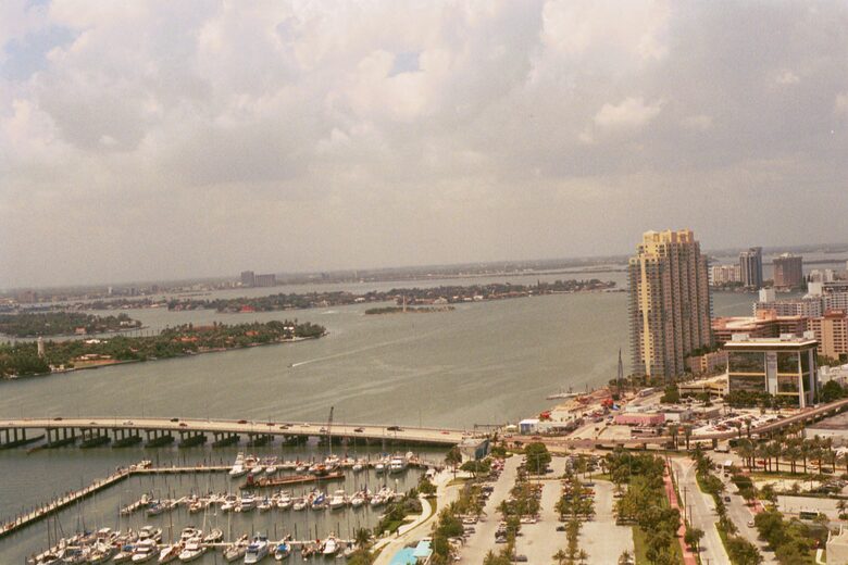 Miami Beach Yacht Club Penthouse - Miami Beach, Florida