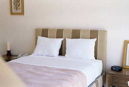 Miami Beach Yacht Club Penthouse - Miami Beach, Florida