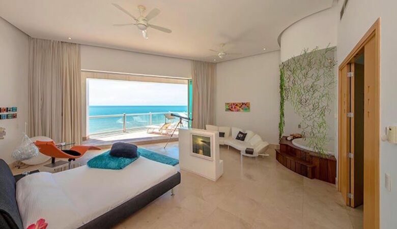 Alma Colectiva - Bahia de Banderas, Mexico