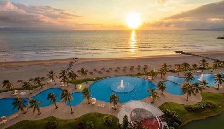 Alma Colectiva - Bahia de Banderas, Mexico