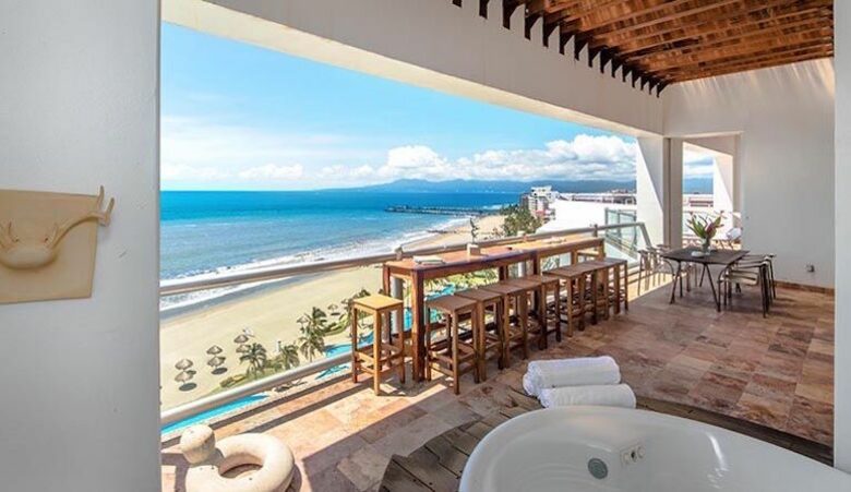 Alma Colectiva - Bahia de Banderas, Mexico