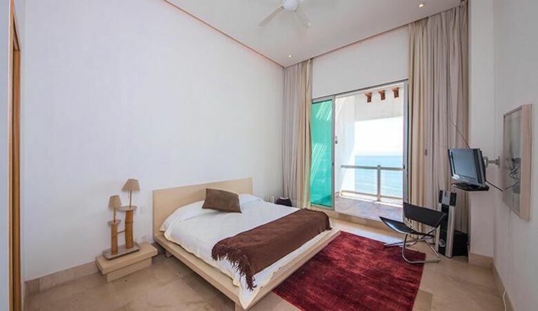 Alma Colectiva - Bahia de Banderas, Mexico