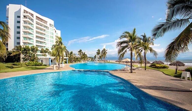 Alma Colectiva - Bahia de Banderas, Mexico