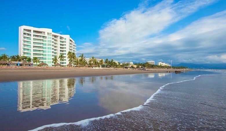 Alma Colectiva - Bahia de Banderas, Mexico