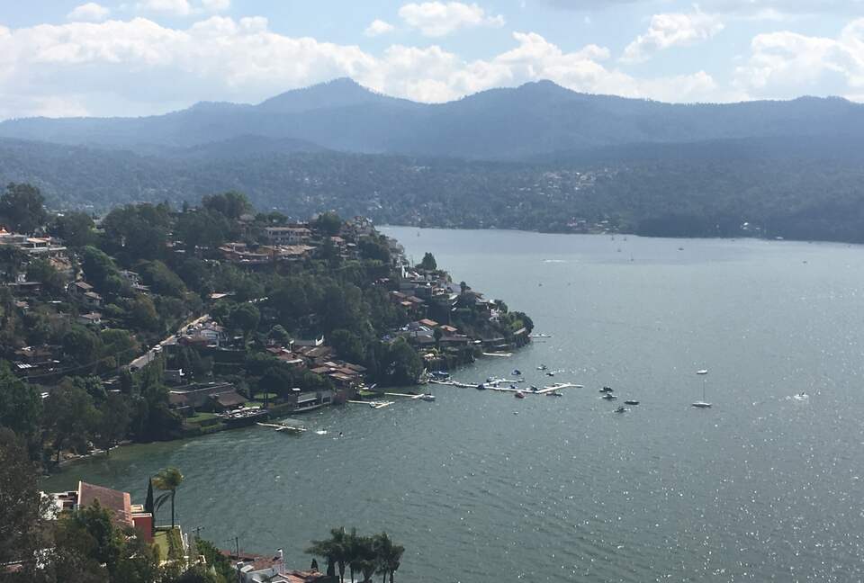 La Peña Rock House - Valle de Bravo, Mexico
