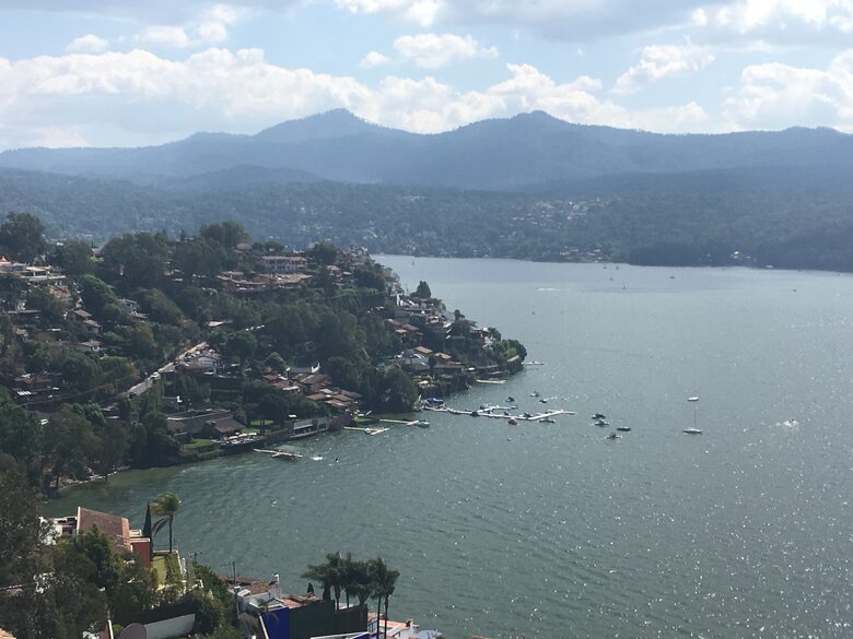 La Peña Rock House - Valle de Bravo, Mexico