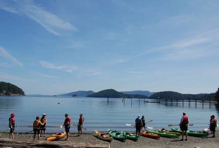 Mayne Island Luxury Cottage - Mayne Island, Canada