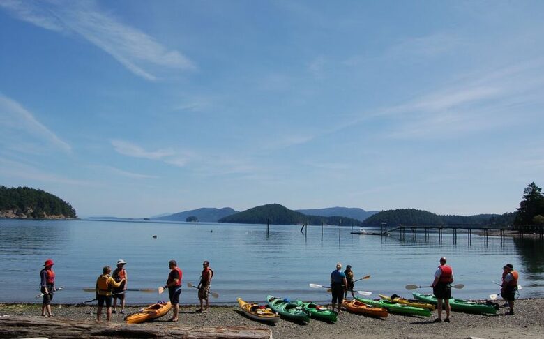 Mayne Island Luxury Cottage - Mayne Island, Canada