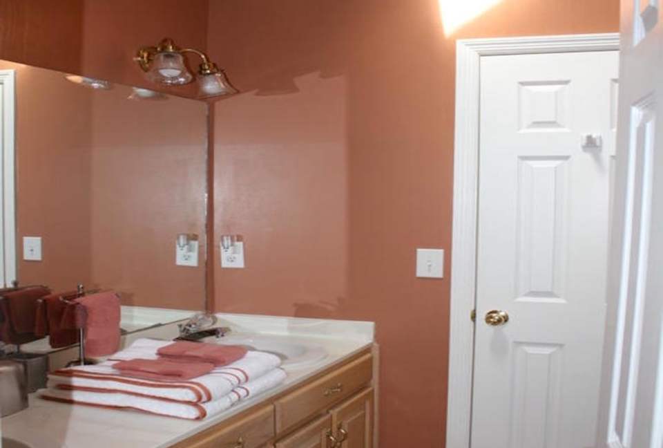 Elegant and Spacious Georgia Home - Roswell, Georgia