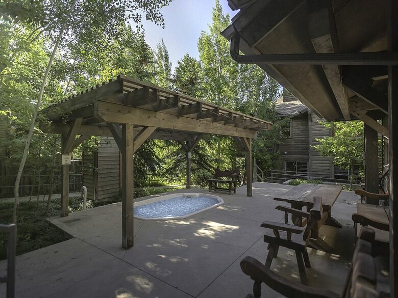 Settler's Ridge Luxury Townhomes - Park City, Utah