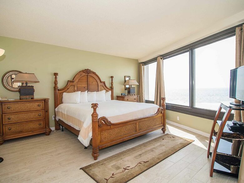 Beachside Tower Condo - Sandestin - Miramar Beach, Florida