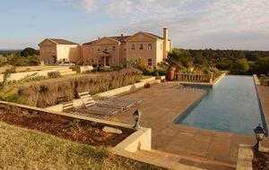 Nanyuki Family House - Laikipia, Kenya
