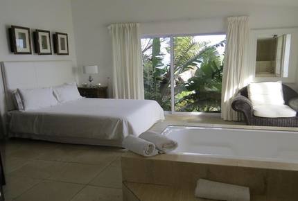 Villa on the Rocks - Llandudno, South Africa