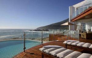 Villa on the Rocks - Llandudno, South Africa