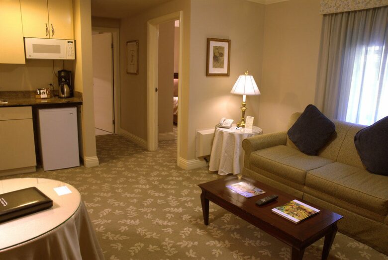 Inn at the Opera Luxury One Bedroom - San Francisco, California