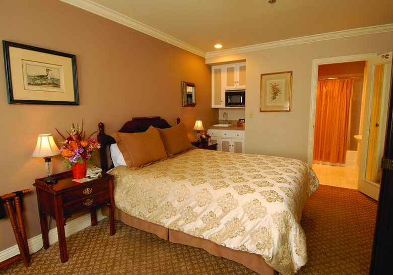 Inn at the Opera Luxury One Bedroom - San Francisco, California