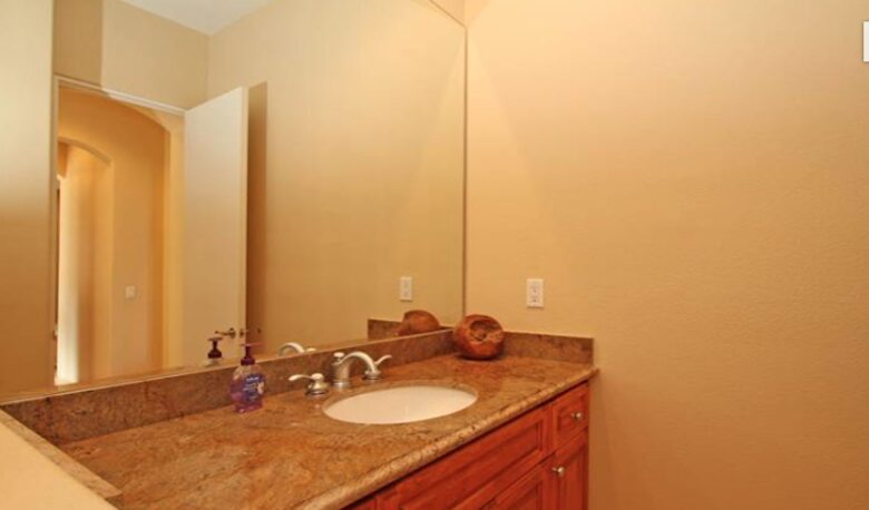 Palm Springs Breeze - La Quinta, California