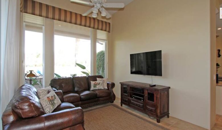 Palm Springs Breeze - La Quinta, California