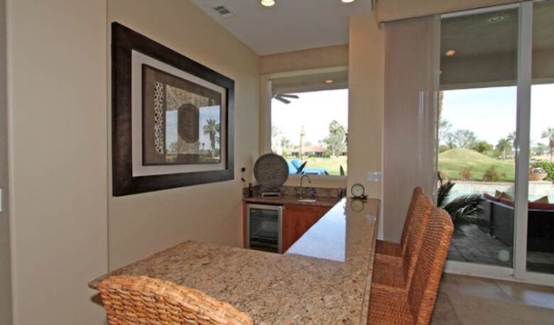 Palm Springs Breeze - La Quinta, California