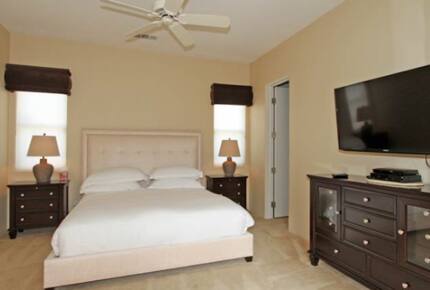 Palm Springs Breeze - La Quinta, California