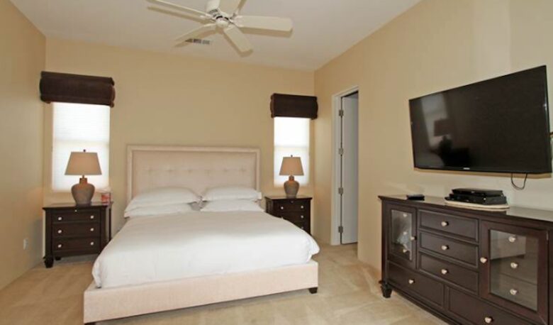 Palm Springs Breeze - La Quinta, California