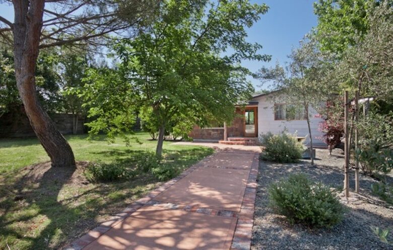 Modern Rustic Beauty - Sonoma, California