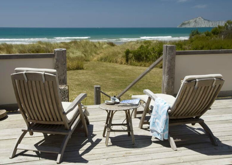 Remote Luxury in a Seafront Playground - Waimarama Beach, New Zealand