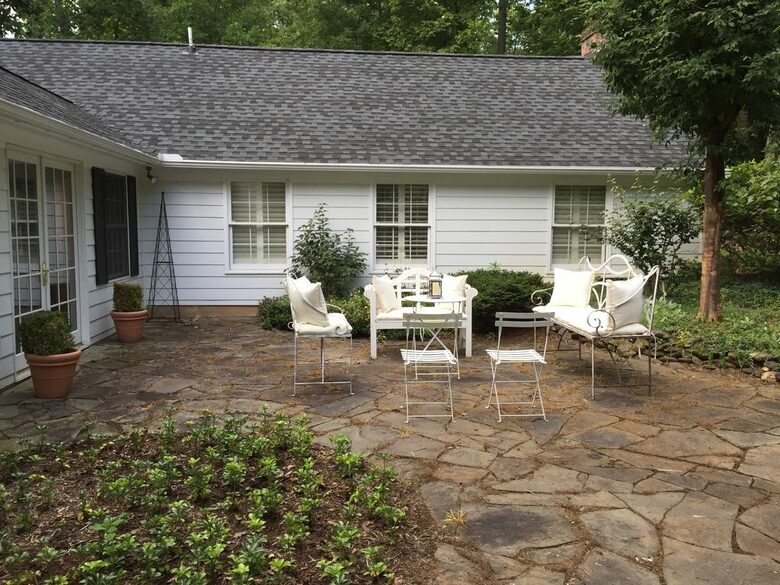 Blue Ridge Beauty - Charlottesville, Virginia