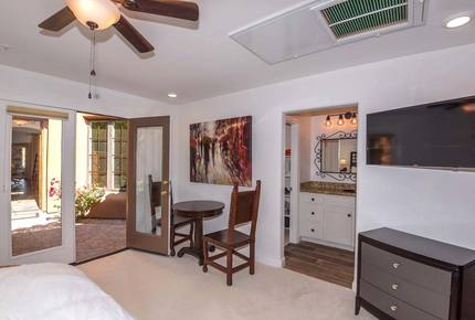 Golfer's Paradise - Scottsdale, Arizona