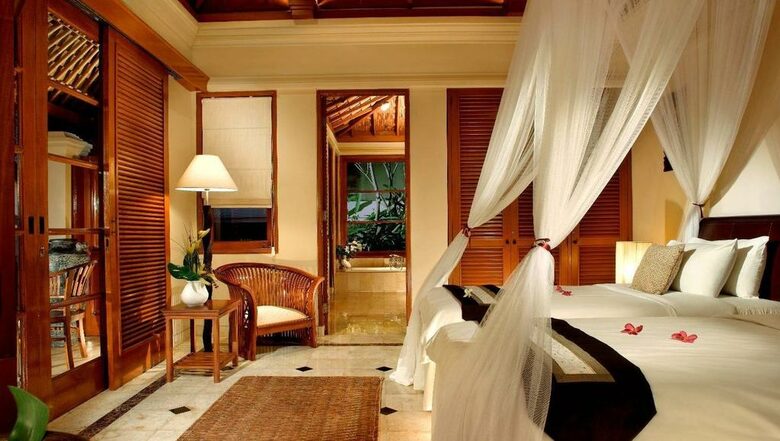 Villa Stefan - Karang Bolong, Indonesia