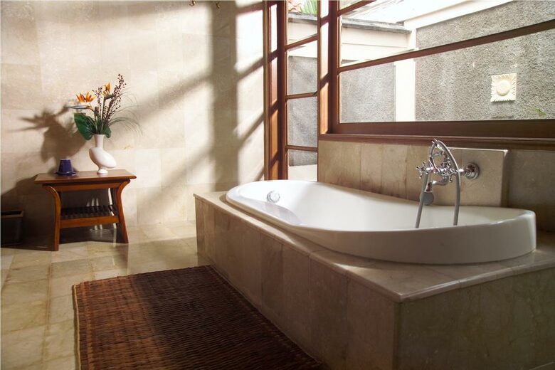 Villa Stefan - Karang Bolong, Indonesia