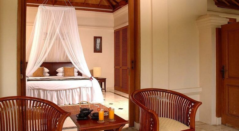 Villa Stefan - Karang Bolong, Indonesia