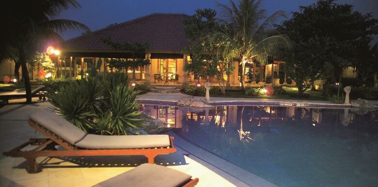 Villa Stefan - Karang Bolong, Indonesia