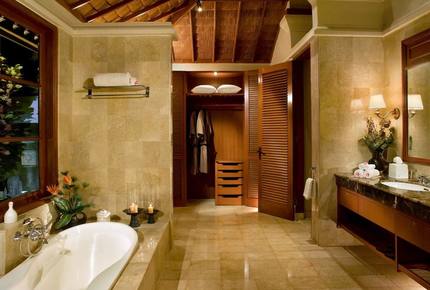 Villa Stefan - Karang Bolong, Indonesia