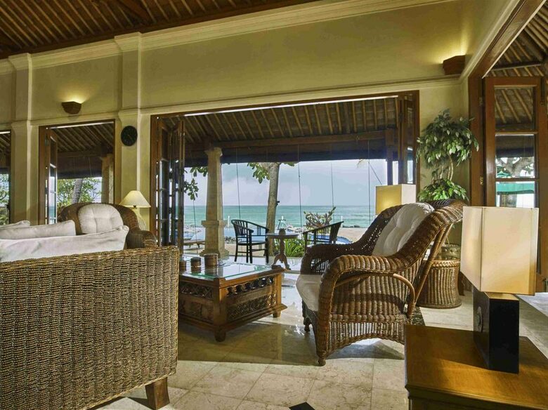 Villa Stefan - Karang Bolong, Indonesia