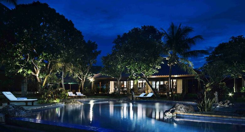 Villa Stefan - Karang Bolong, Indonesia