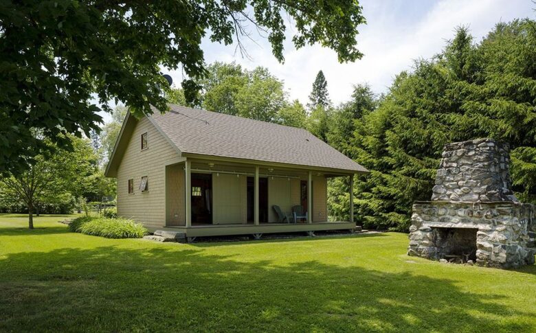 Lake Morey Masterpiece - Fairlee, Vermont