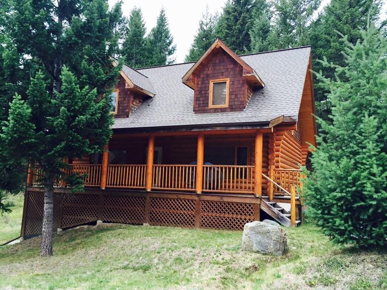 Luxury Log Cabin in the Mountains of British Columbia - Kimberley, Canada