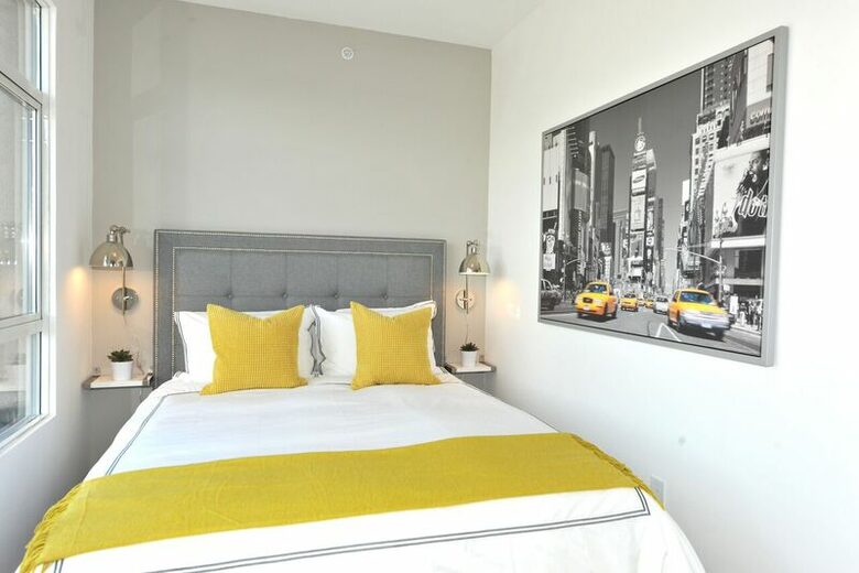 Gas Lamp Getaway - San Diego, California