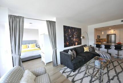 Gas Lamp Getaway - San Diego, California