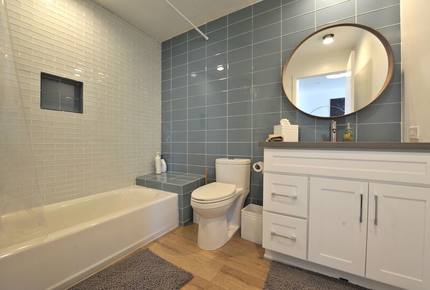 Gas Lamp Getaway - San Diego, California