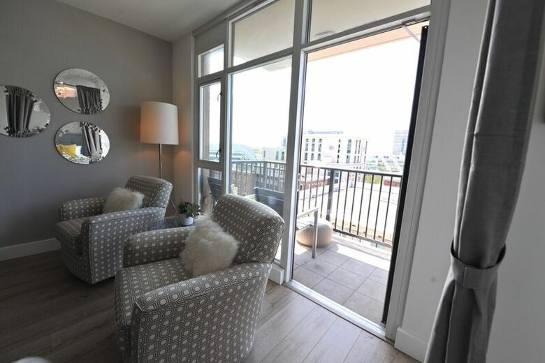 Gas Lamp Getaway - San Diego, California