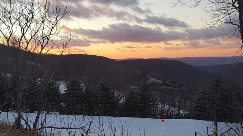 Laurel Mountain Getaway - Near Seven Springs Ski Resort - Champion, Pennsylvania